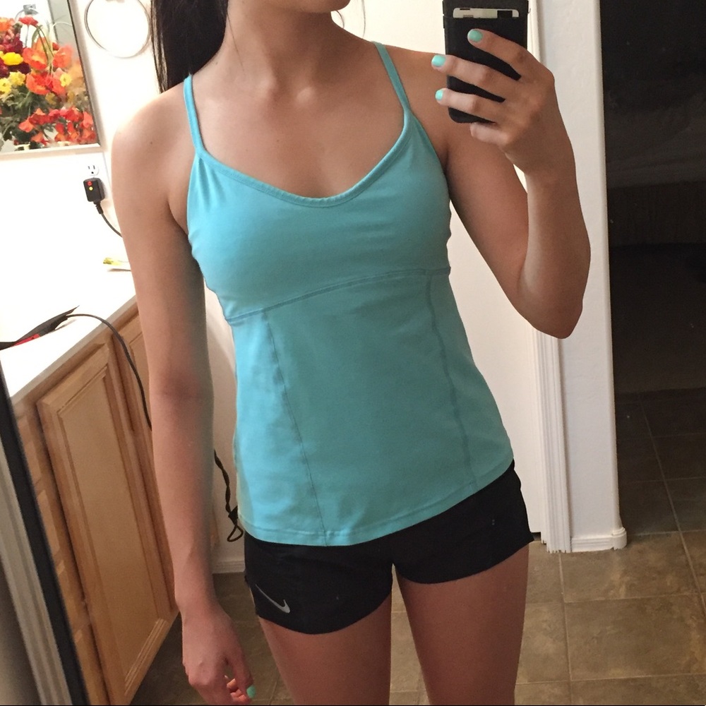 Lululemon tank top